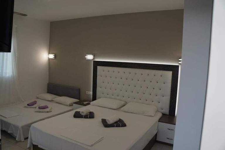 Aparthotel Petros House Sarti Esterno foto