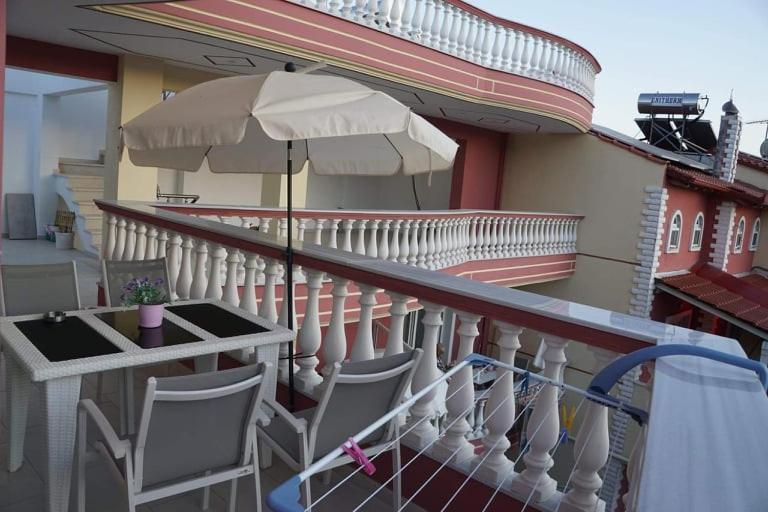 Aparthotel Petros House Sarti Esterno foto